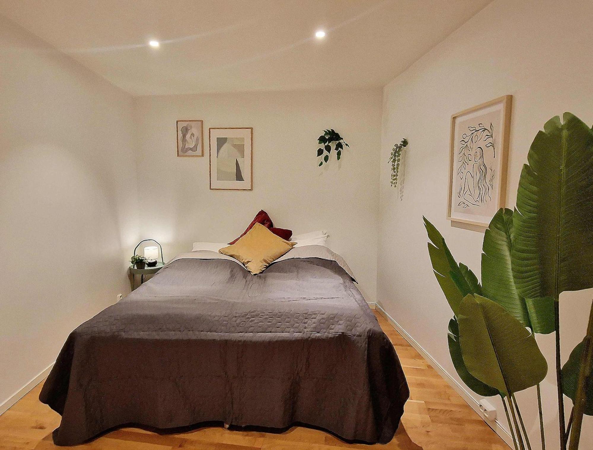 Leilighet Center Retreat With King Bed